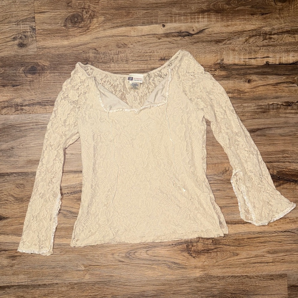 Vintage Y2K Faded Glory Cream Lace Long-Sleeve Top
